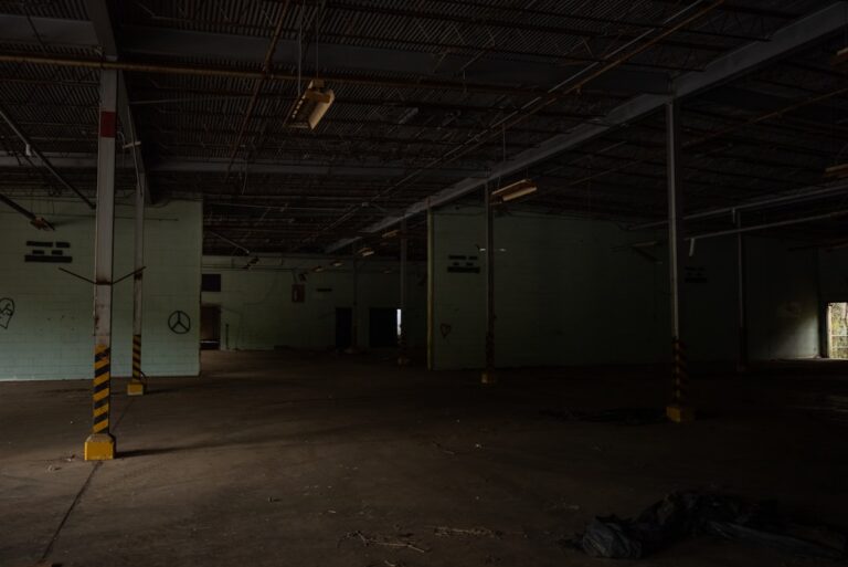 Photo Apartments with Attic Access Jacksonville