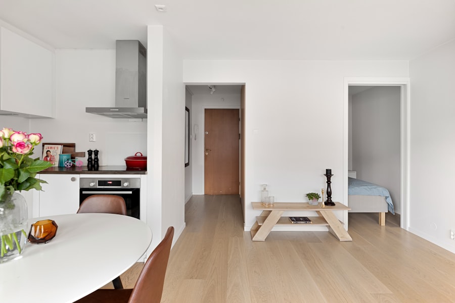 Photo Apartments with Hardwood Style Floors